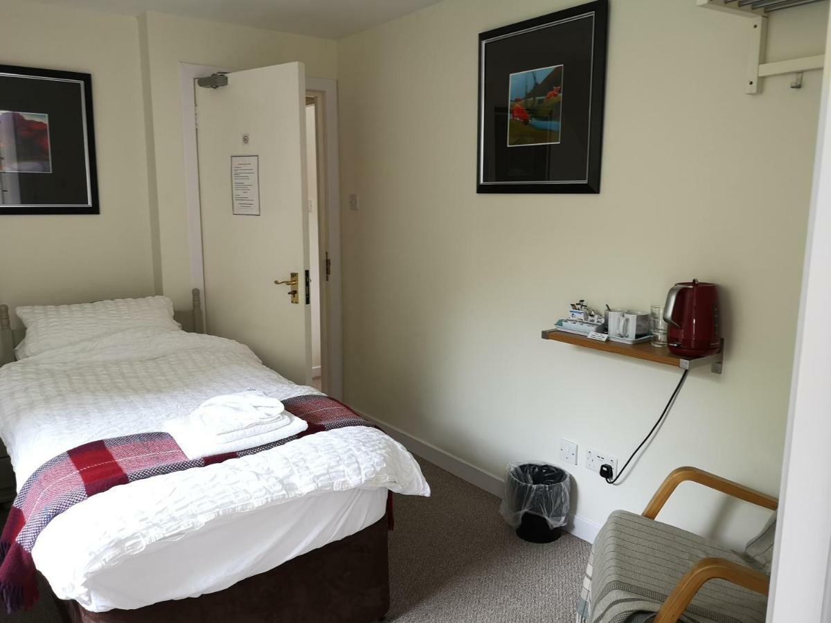 Skye Picture House Hotel Broadford  Exterior photo